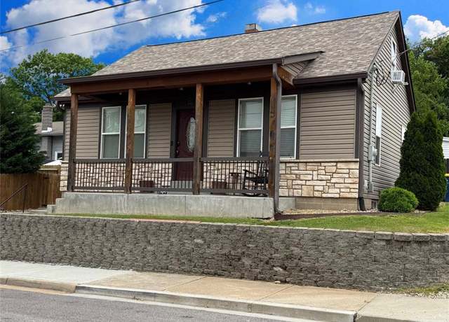 Property at 225 Rand St, Washington, MO 63090, 3 beds, 2 baths