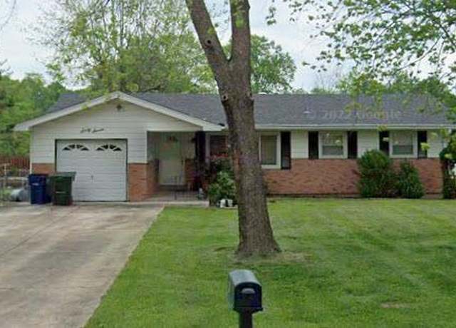 Property at 67 Strecker Rd, Ellisville, MO 63011, 3 beds, 1 bath