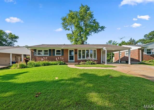 Property at 270 W Saint Anthony Ln, Florissant, MO 63031, 3 beds, 2 baths