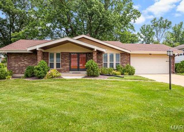 Property at 5100 Heathfield Dr, St Louis, MO 63128, 3 beds, 2 baths