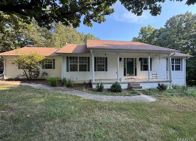 Property at 220 Stone Creek Dr, Poplar Bluff, MO 63901, 5 beds, 3 baths