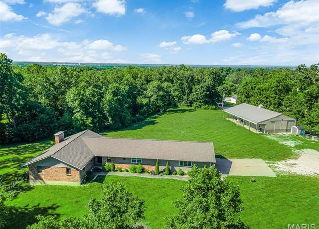 Property at 4520 Brevator Rd, Moscow Mills, MO 63362, 3 beds, 2 baths