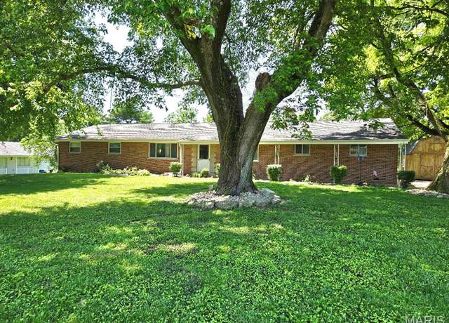 Property at 15805 Old Jamestown Rd, Florissant, MO 63034, 4 beds, 2 baths