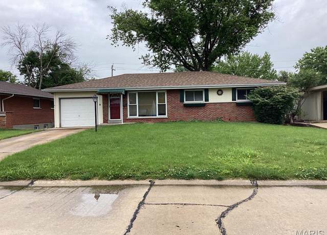 Property at 6 Tamma Ln, Hazelwood, MO 63042, 3 beds, 2 baths