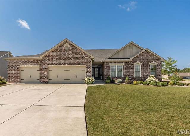 Property at 2 Wyndemere Ct, Lake St Louis, MO 63367, 3 beds, 2 baths