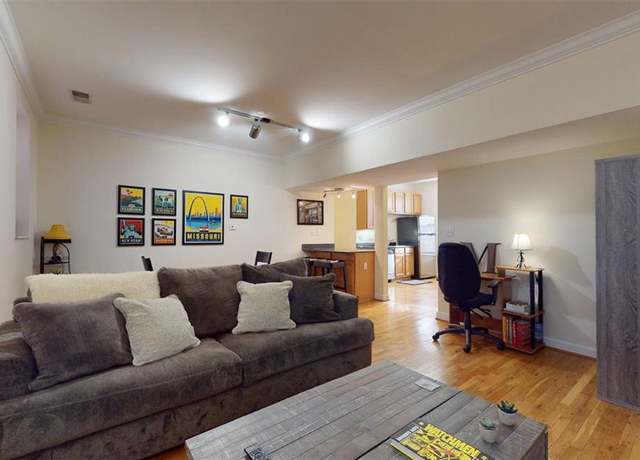 Property at 5653 Waterman Blvd Unit 1N, St Louis, MO 63112, 2 beds, 1 bath