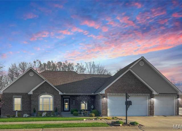 Property at 2009 Weber Heights Dr, Washington, MO 63090, 5 beds, 3 baths