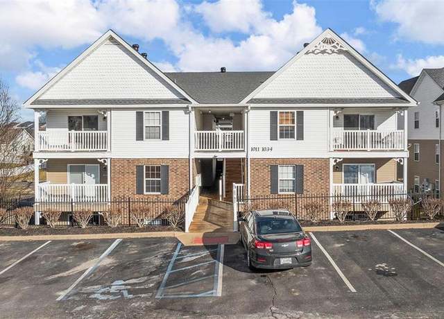 Property at 1023 Saravalle Dr, St Peters, MO 63376, 2 beds, 2 baths