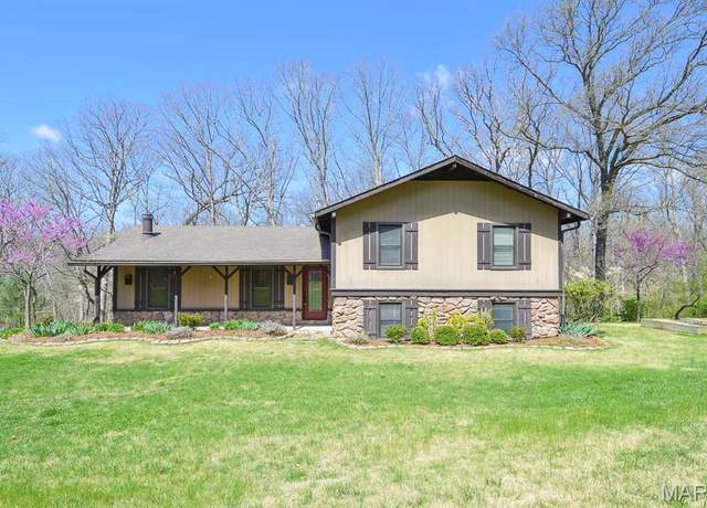 Property at 3019 Cedar Ridge Ln, Waterloo, IL 62298, 3 beds, 3 baths