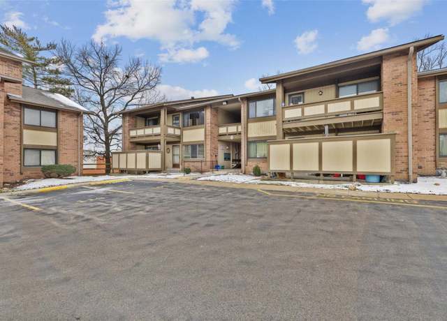 Property at 10 Fairways Cir Unit G, St Charles, MO 63303, 2 beds, 2 baths