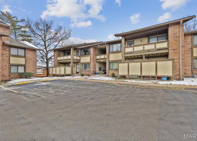 Property at 10 Fairways Cir Unit G, St Charles, MO 63303, 2 beds, 2 baths