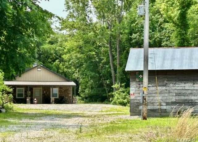 Property at 21805 Revere Ln, Waynesville, MO 65583, 3 beds, 2 baths