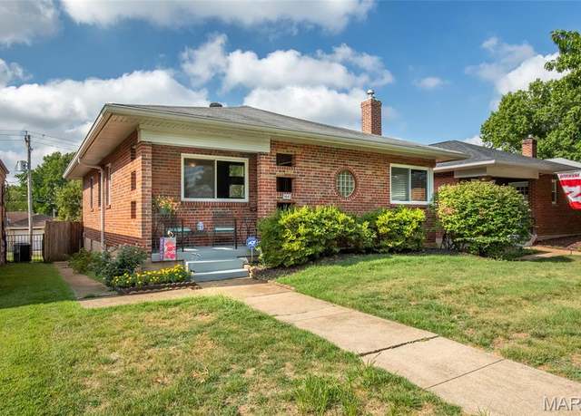 Property at 5642 Winona Ave, St Louis, MO 63109, 3 beds, 1.5 baths