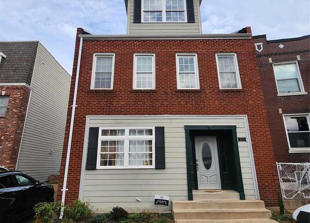 Property at 2438 Lemp Ave, St Louis, MO 63104, 4 beds, 2.5 baths