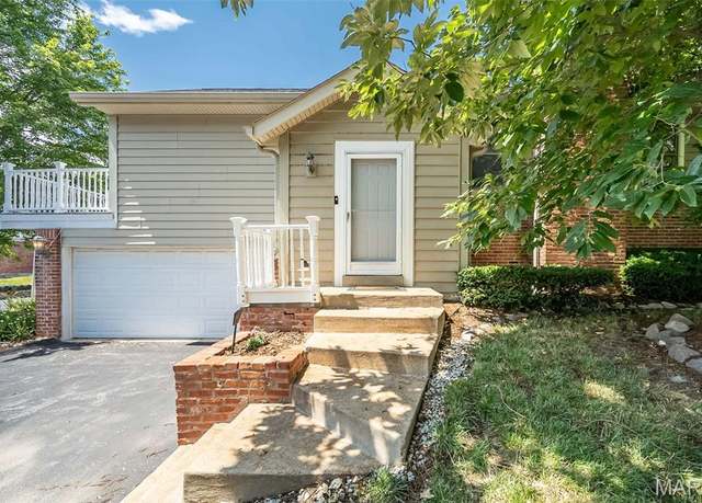 Property at 2237 Ole Castle Ct, Chesterfield, MO 63017, 2 beds
