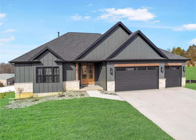 Property at 101 Stone Canyon Blvd, Foristell, MO 63348, 3 beds, 2 baths
