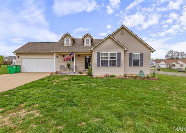 Property at 790 Isabella Ct, Farmington, MO 63640, 4 beds, 3 baths