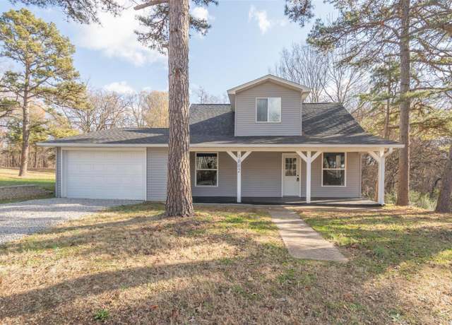 Property at 1002 Clyde Ave, Poplar Bluff, MO 63901, 4 beds, 1 bath