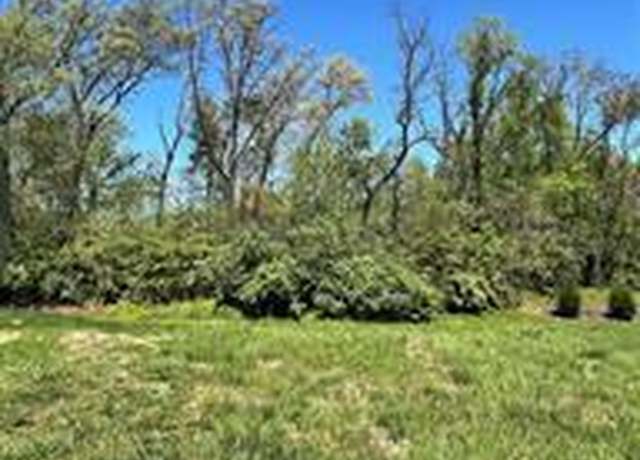 Property at 1433 Fairwood Dr, Belleville, IL 62220