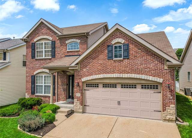 Property at 521 Newkirk Cir, St Charles, MO 63303, 3 beds, 2.5 baths