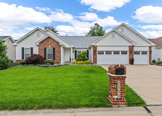 Property at 1944 Homefield Estates Dr, O'fallon, MO 63366, 3 beds, 2 baths