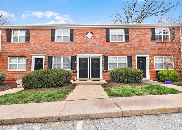 Property at 1631 E Swan Cir, St Louis, MO 63144, 2 beds, 1 bath