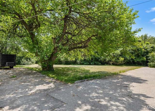 Property at 3650 Elsa Ave, St Ann, MO 63074