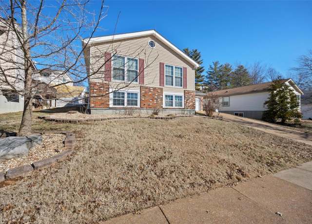 Property at 7226 Emerald Frst, Oakville, MO 63129, 4 beds, 3 baths