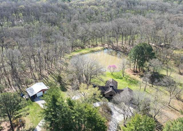 Property at 8556 Kee Mac Ln, Alton, IL 62002, 2 beds, 2 baths