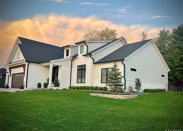 Property at 3729 Cabernet Ln, Edwardsville, IL 62025, 4 beds, 3.5 baths