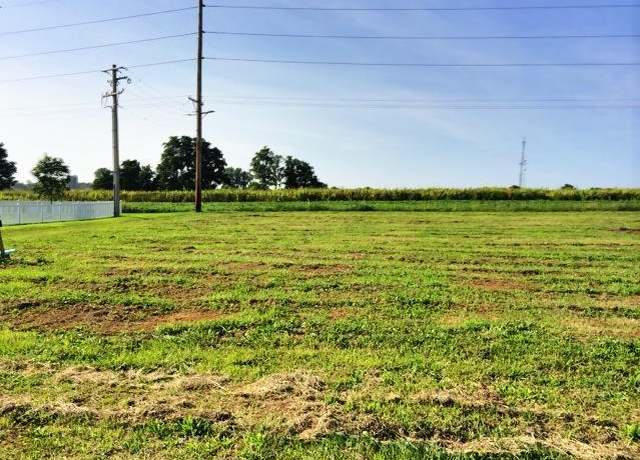 Property at 504 Bluff Meadows Dr, Valmeyer, IL 62295
