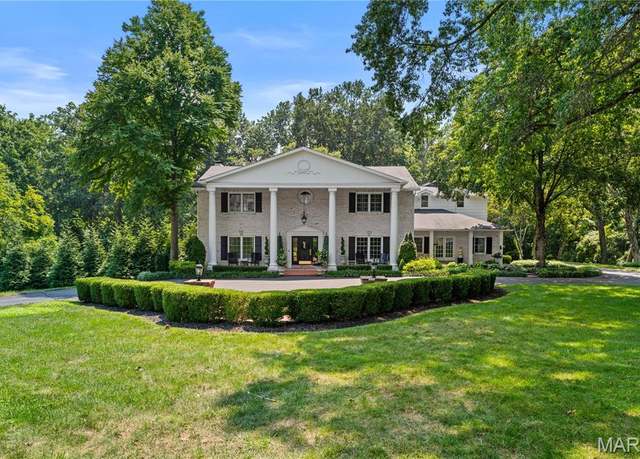 Property at 34 Somerset Downs Dr, Ladue, MO 63124, 4 beds, 5.5 baths