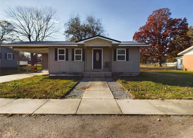 Property at 930 Mcnew Dr, Bernie, MO 63822, 2 beds, 1 bath