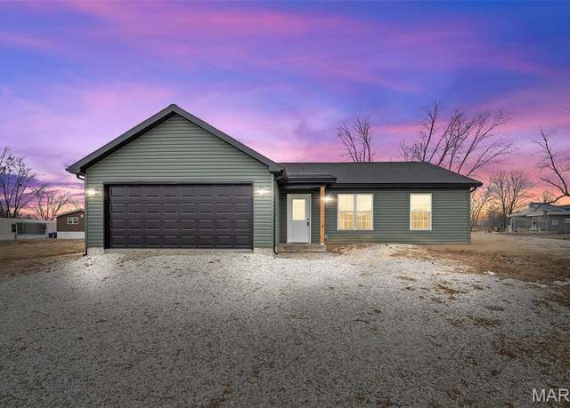 Property at 121 Tbb Elm Tree Rd, Moscow Mills, MO 63362, 3 beds, 2 baths