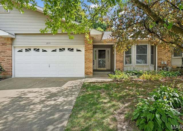 Property at 2976 Treemont Dr Unit 11B, St Charles, MO 63301, 3 beds, 3 baths
