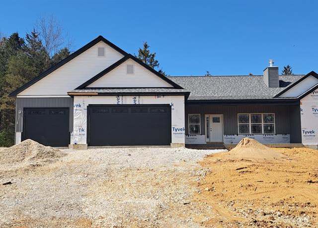 Property at 407 Shady Trail Dr, Troy, MO 63379, 3 beds, 2.5 baths