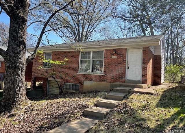 Property at 4116 Ammann Ln, St Louis, MO 63121, 4 beds, 1.5 baths
