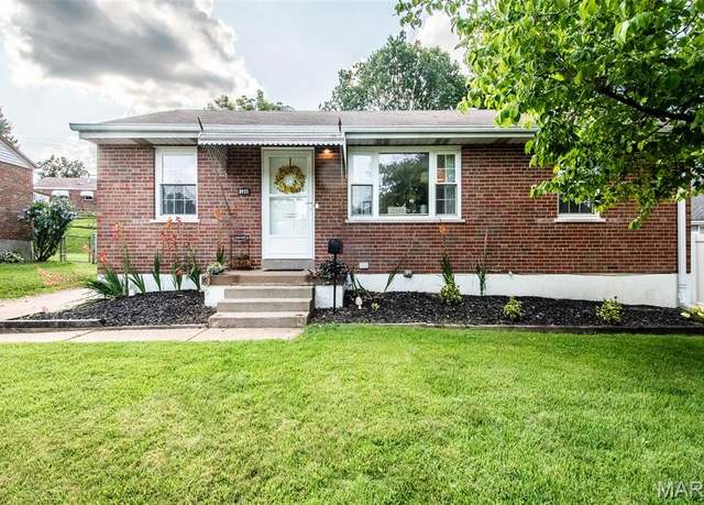 Property at 8935 Blackpool Dr, MO 63123, 2 beds, 1 bath