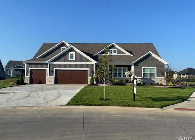 Property at 151 Royal Troon Dr, O'fallon, MO 63368, 3 beds, 2.5 baths