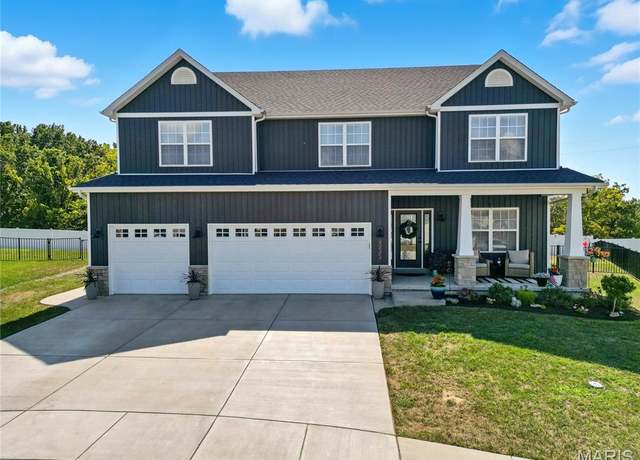Property at 355 Hilltop Cir, Festus, MO 63028, 4 beds, 2.5 baths
