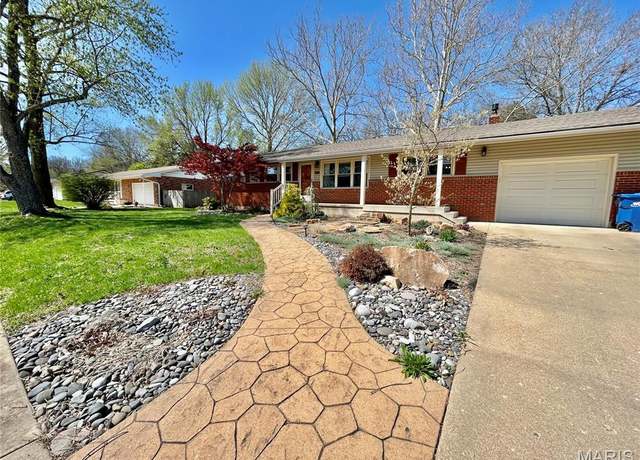 Property at 1101 S Mildred Blvd, Salem, MO 65560, 3 beds, 2 baths