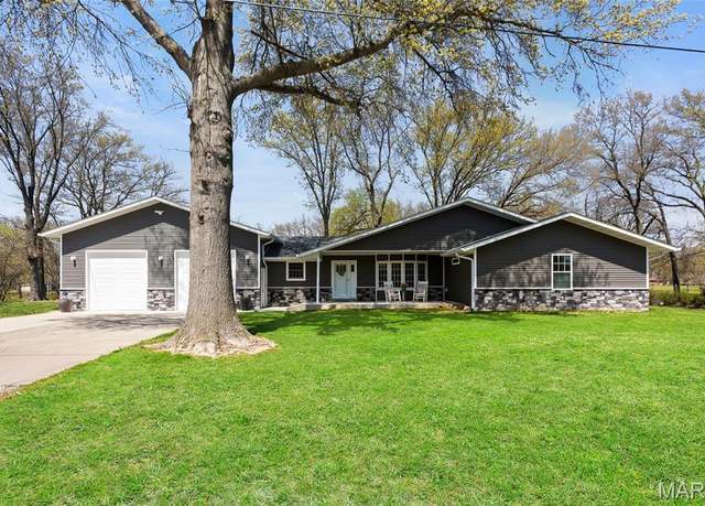 Property at 13805 Kayser Rd. Rd, Highland, IL 62249, 3 beds, 3 baths