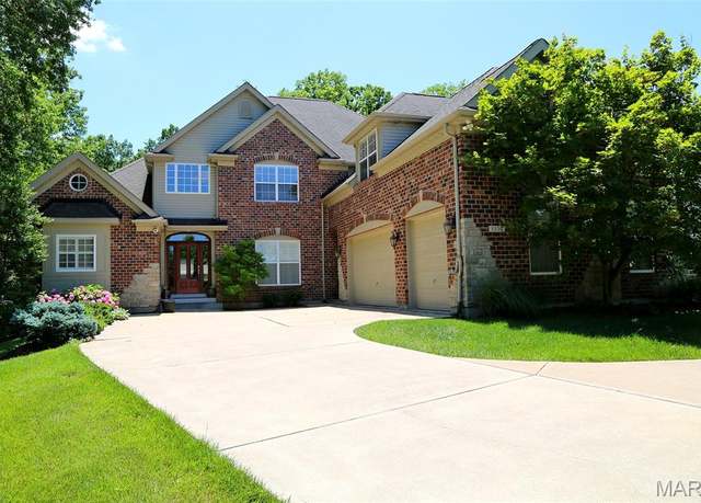 Property at 1338 Craig Dr, Kirkwood, MO 63122, 4 beds, 4.5 baths