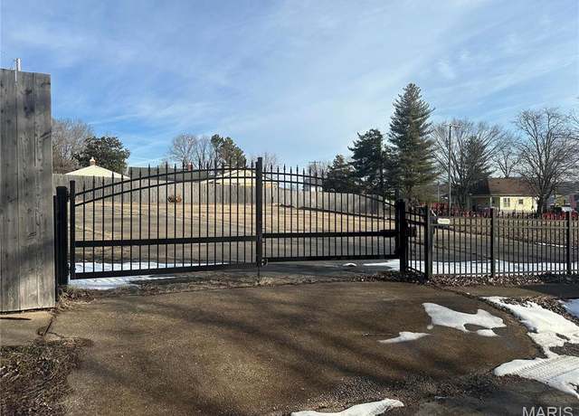Property at 116 N Shepherd St, Ironton, MO 63650