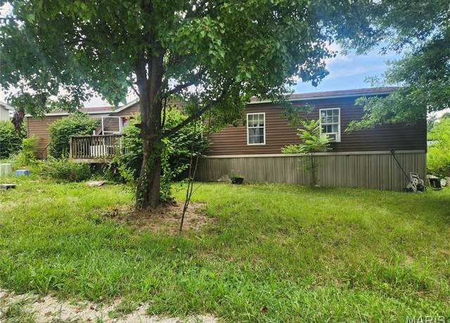 Property at 45 Shelter Dr, Troy, MO 63379, 3 beds, 2 baths