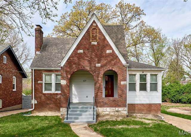 Property at 627 Bermuda Dr, St Louis, MO 63121, 3 beds, 1 bath