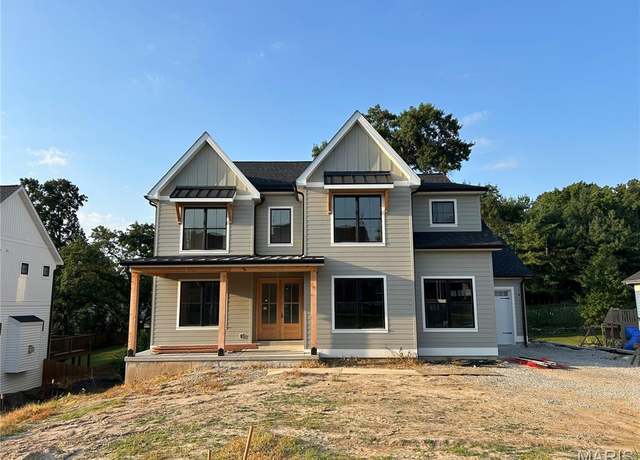 Property at 1312 W Essex Ave, Kirkwood, MO 63122, 5 beds, 5.5 baths