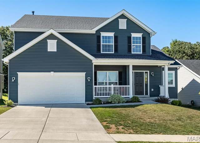 Property at 208 Burrograss Dr, Wentzville, MO 63385, 3 beds, 2.5 baths