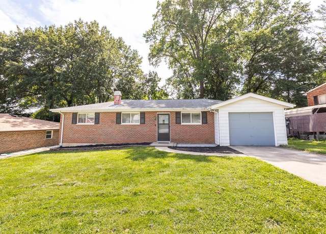 Property at 31 Gerri Ann Dr, Belleville, IL 62220, 3 beds, 1.5 baths