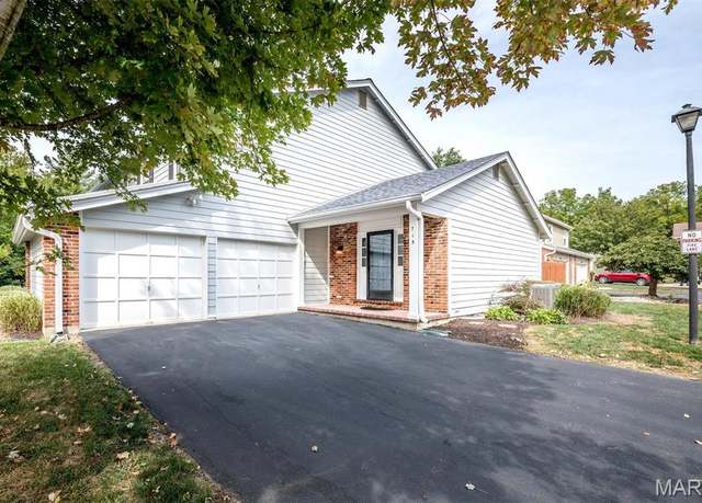 Property at 715 Turtle Cv, Ballwin, MO 63011, 3 beds, 3.5 baths